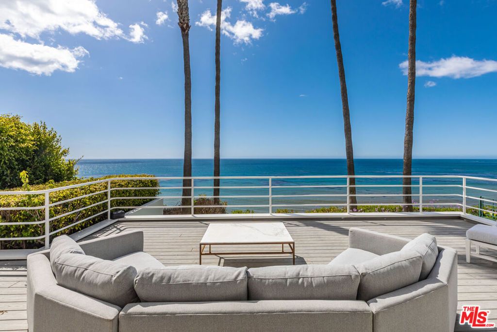 Image 17 of property listing at 27420 Pacific Coast Highway, Malibu, CA 90265