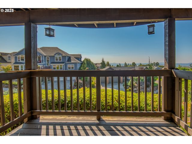 4907 Nw HIGHPOINT Dr, Camas, WA 98607
