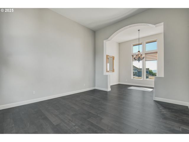 4907 Nw HIGHPOINT Dr, Camas, WA 98607