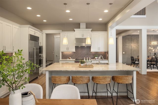 2227 77th Avenue SE, Mercer Island, WA 98040