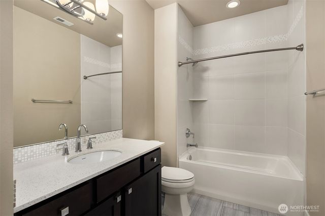 2227 77th Avenue SE, Mercer Island, WA 98040