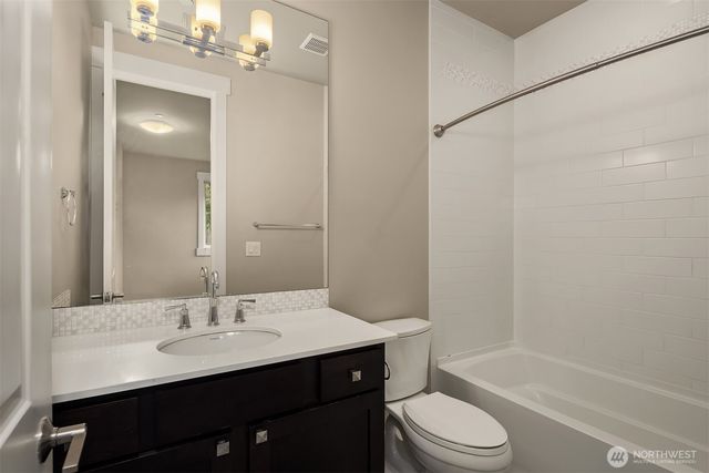 2227 77th Avenue SE, Mercer Island, WA 98040