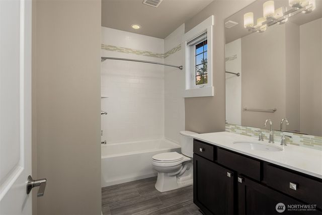 2227 77th Avenue SE, Mercer Island, WA 98040