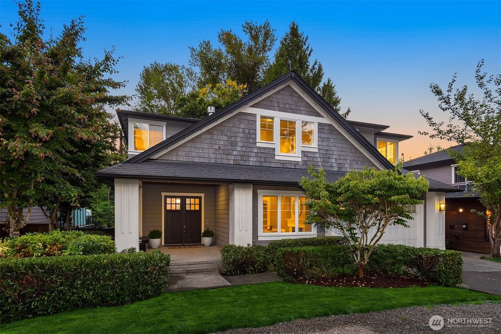 2227 77th Avenue SE, Mercer Island, WA 98040