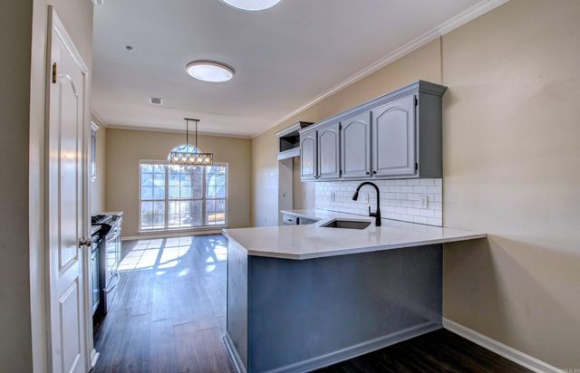 12212 Rainwood Road, Little Rock, AR 72212