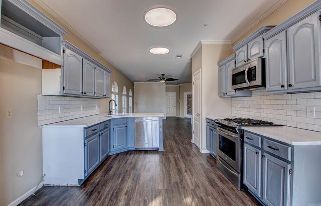 12212 Rainwood Road, Little Rock, AR 72212