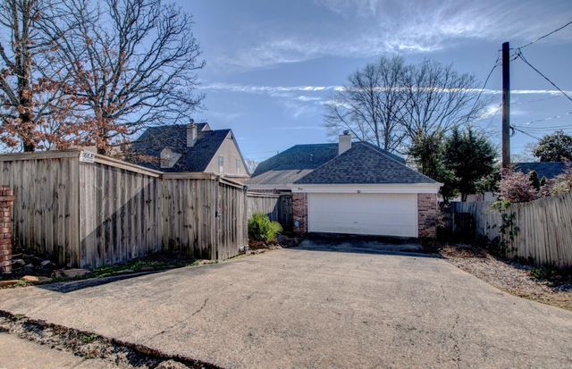 12212 Rainwood Road, Little Rock, AR 72212