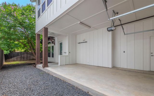 1128 Gunter ST B, Austin, TX 78702