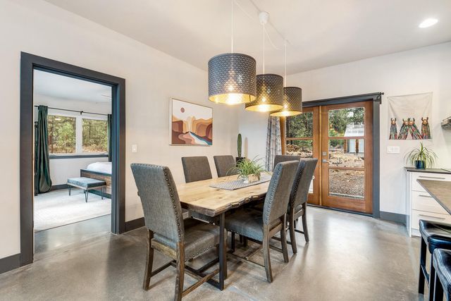 19354 Kiowa Road, Bend, OR 97702