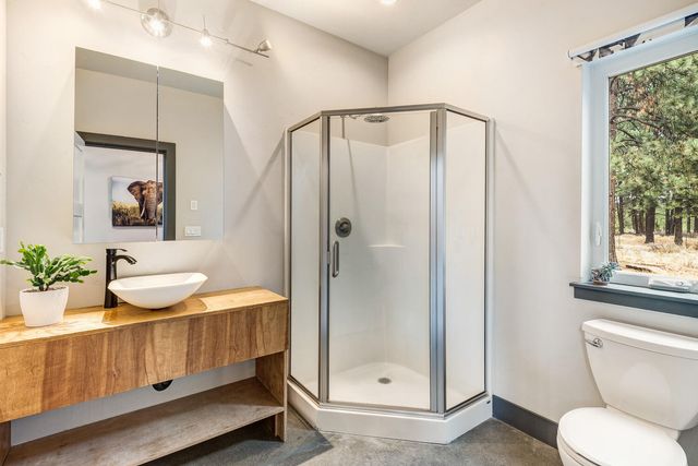 19354 Kiowa Road, Bend, OR 97702