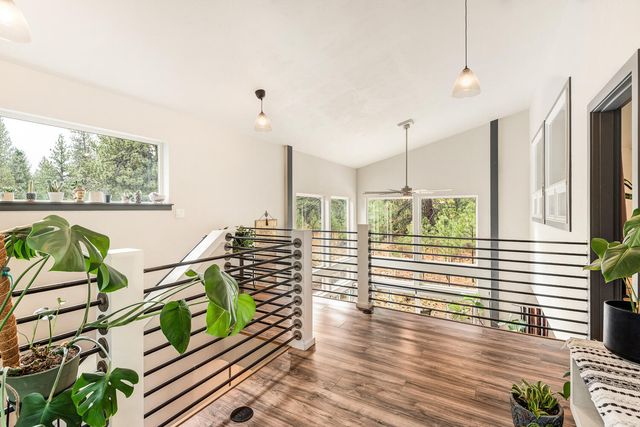 19354 Kiowa Road, Bend, OR 97702