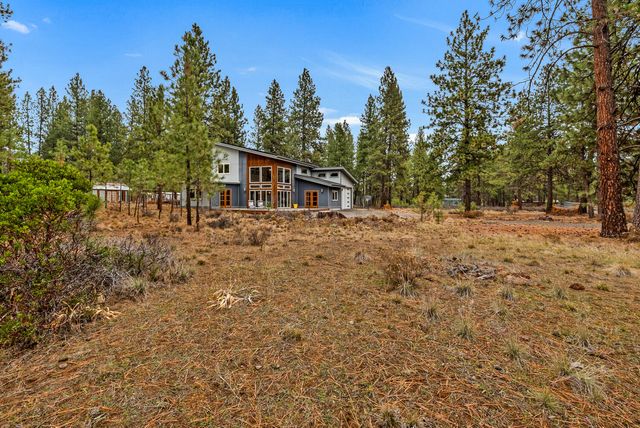 19354 Kiowa Road, Bend, OR 97702