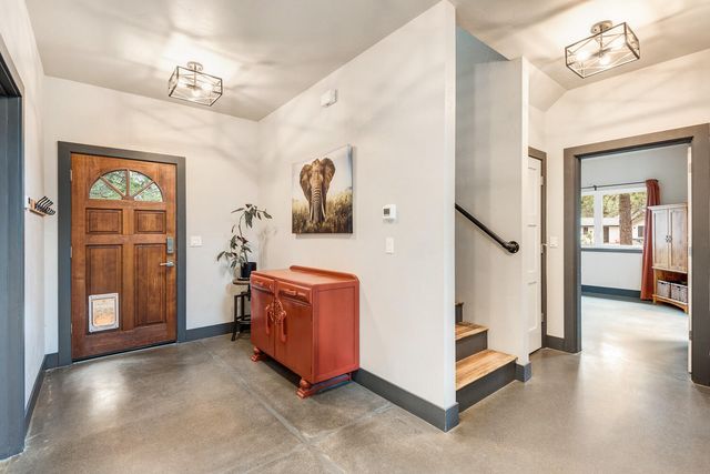 19354 Kiowa Road, Bend, OR 97702