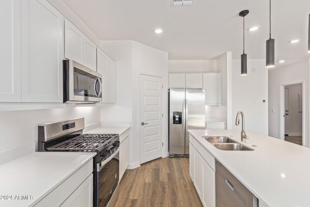 15371 W Smoketree Drive, Surprise, AZ 85387