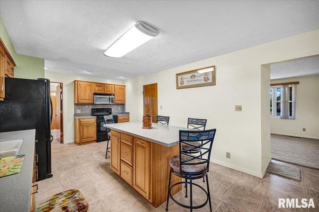 5929 N HEINZ Lane, Edwards, IL 61528