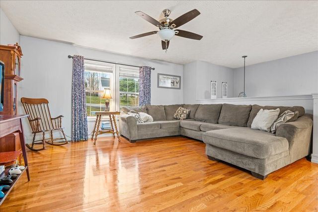 2011 Cedar Lane, Corbin, KY 40701