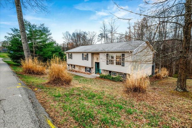 2011 Cedar Lane, Corbin, KY 40701