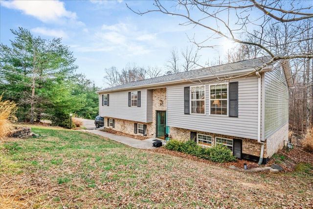 2011 Cedar Lane, Corbin, KY 40701