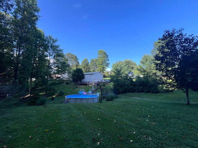 2011 Cedar Lane, Corbin, KY 40701