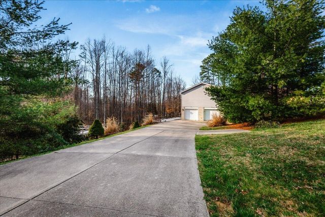 2011 Cedar Lane, Corbin, KY 40701