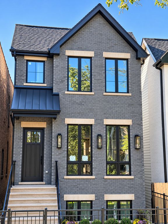 2712 N Magnolia Avenue, Chicago, IL 60614 — exterior
