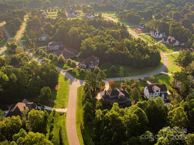 6005 Long Stirrup Lane, Mint Hill, NC 28227