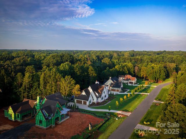 6005 Long Stirrup Lane, Mint Hill, NC 28227