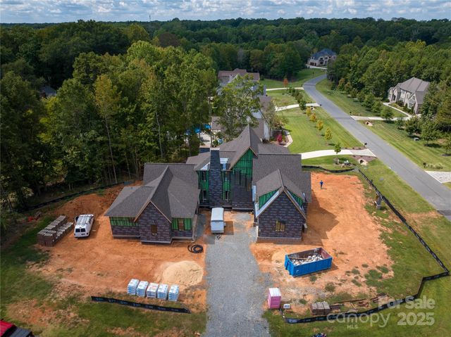 6005 Long Stirrup Lane, Mint Hill, NC 28227