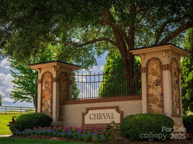 6005 Long Stirrup Lane, Mint Hill, NC 28227
