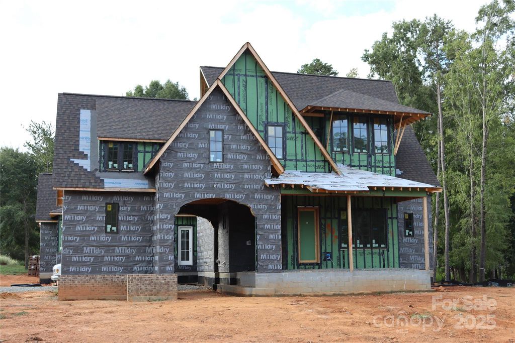 6005 Long Stirrup Lane, Mint Hill, NC 28227