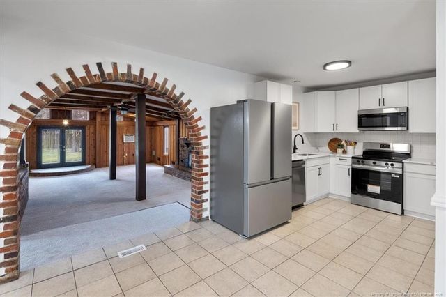 742 Newport Road, Fayetteville, NC 28314