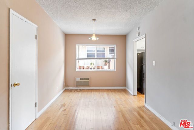 941 N San Vicente Boulevard, West Hollywood, CA 90069