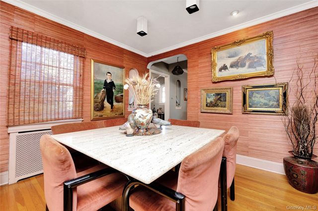 164 Waverly Avenue, East Rockaway, NY 11518