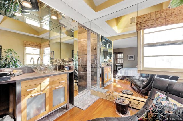 164 Waverly Avenue, East Rockaway, NY 11518