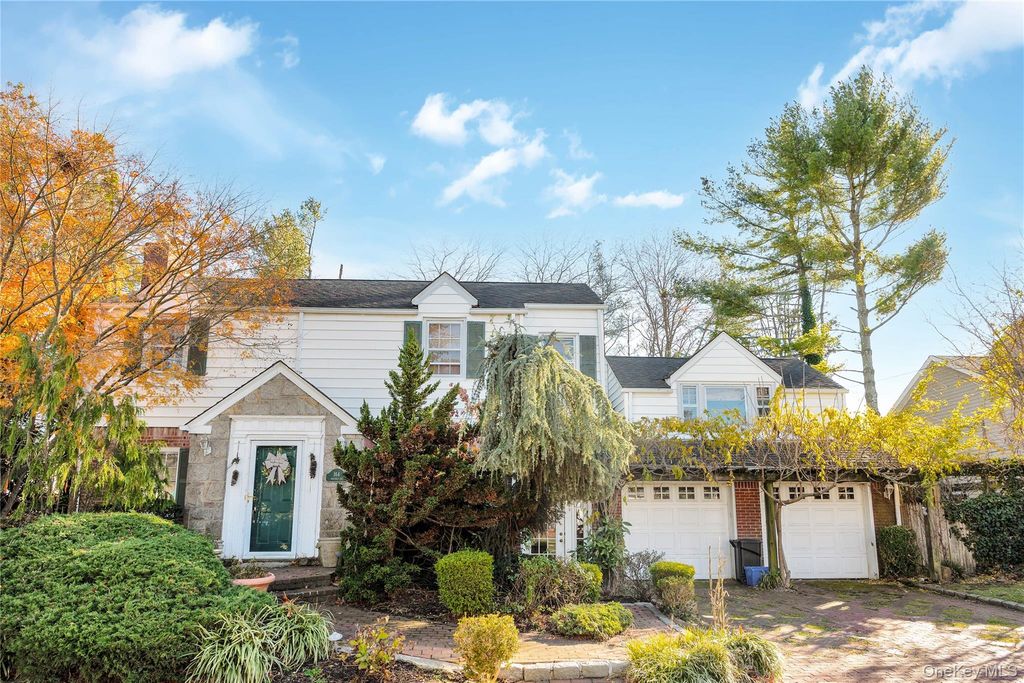 164 Waverly Avenue, East Rockaway, NY 11518