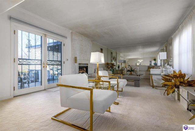 2851 S Wilson Rd, Radcliff, KY 40160