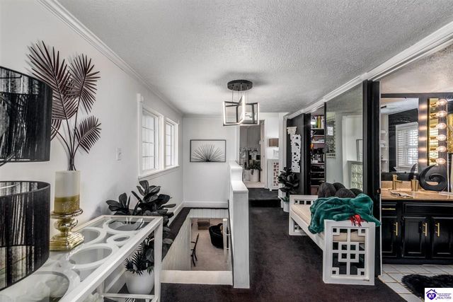 2851 S Wilson Rd, Radcliff, KY 40160