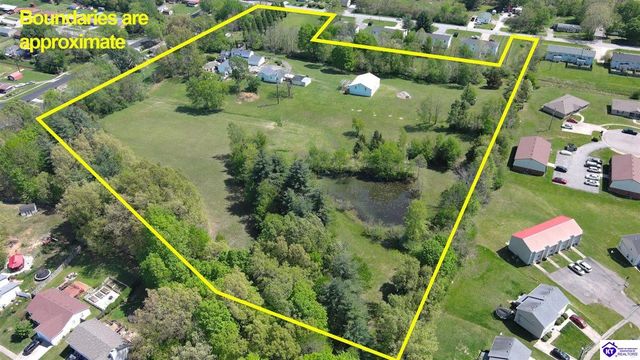 2851 S Wilson Rd, Radcliff, KY 40160