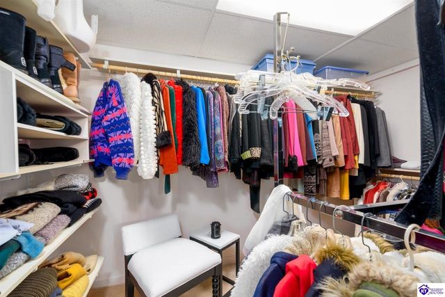 2851 S Wilson Rd, Radcliff, KY 40160