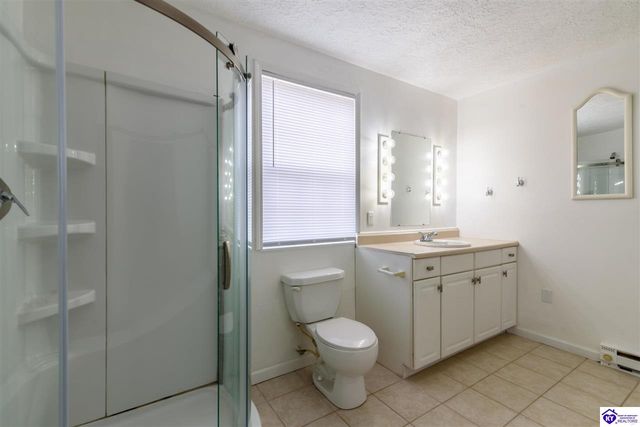 2851 S Wilson Rd, Radcliff, KY 40160