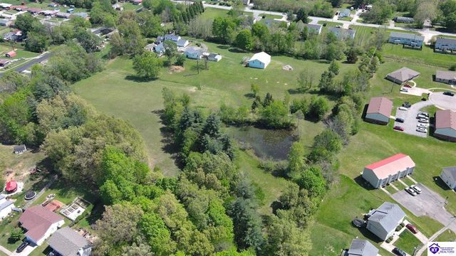 2851 S Wilson Rd, Radcliff, KY 40160