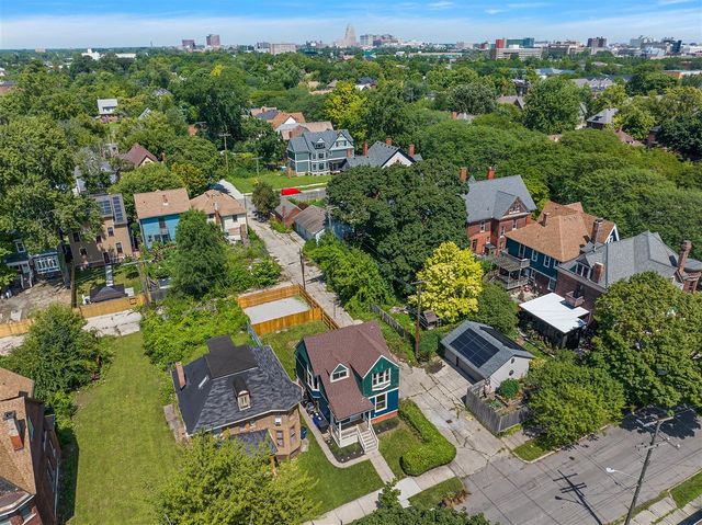 1734 W Willis Street, Detroit, MI 48208