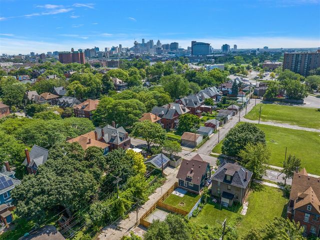 1734 W Willis Street, Detroit, MI 48208