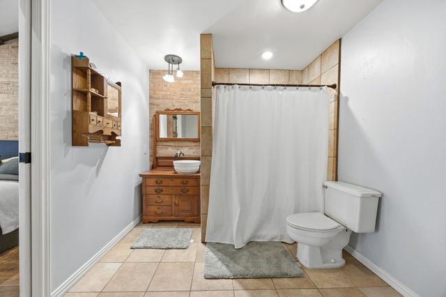 2955 Country Place Circle, Carrollton, TX 75006