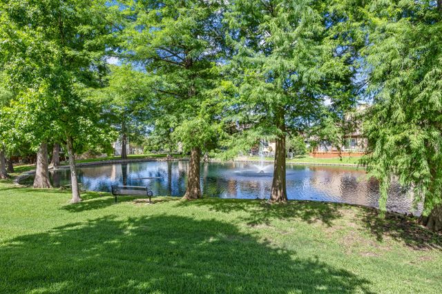 2955 Country Place Circle, Carrollton, TX 75006