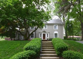 401 W 57 Terrace, Kansas City, MO 64113