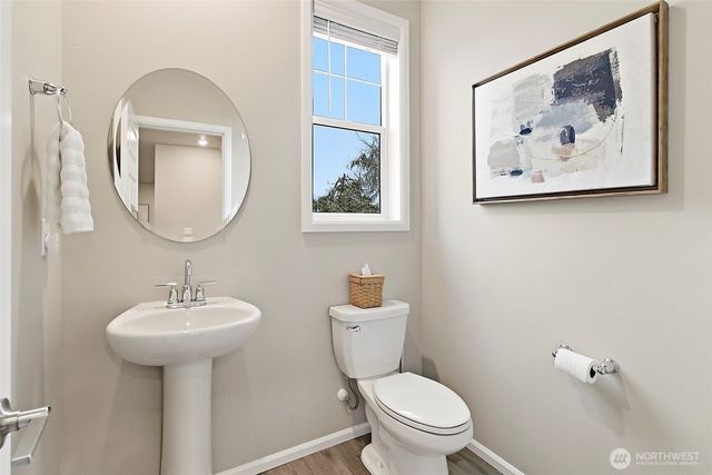 9612 S 201st Place, Kent, WA 98031