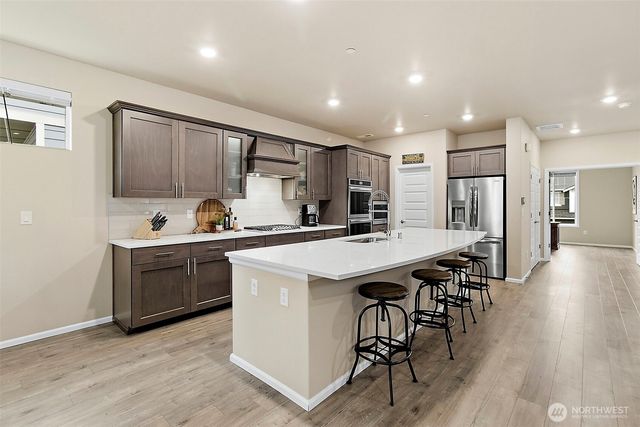 9612 S 201st Place, Kent, WA 98031