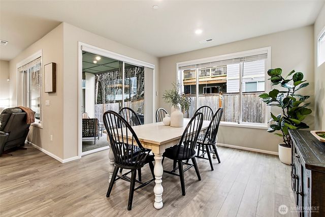 9612 S 201st Place, Kent, WA 98031