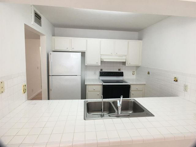 5852 Albert Road, West Palm Beach, FL 33415